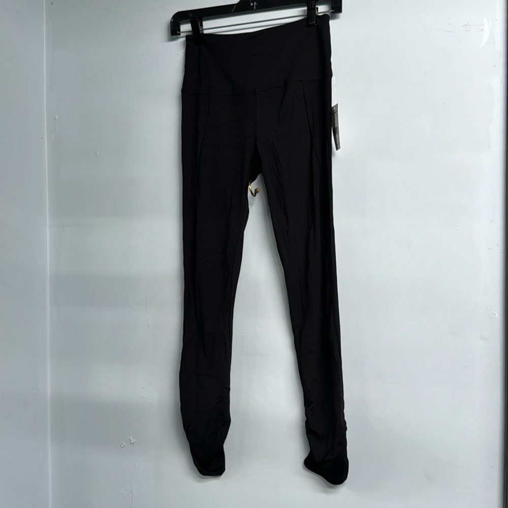 NWT Free People 3/4 Yoga / Dance Leggings